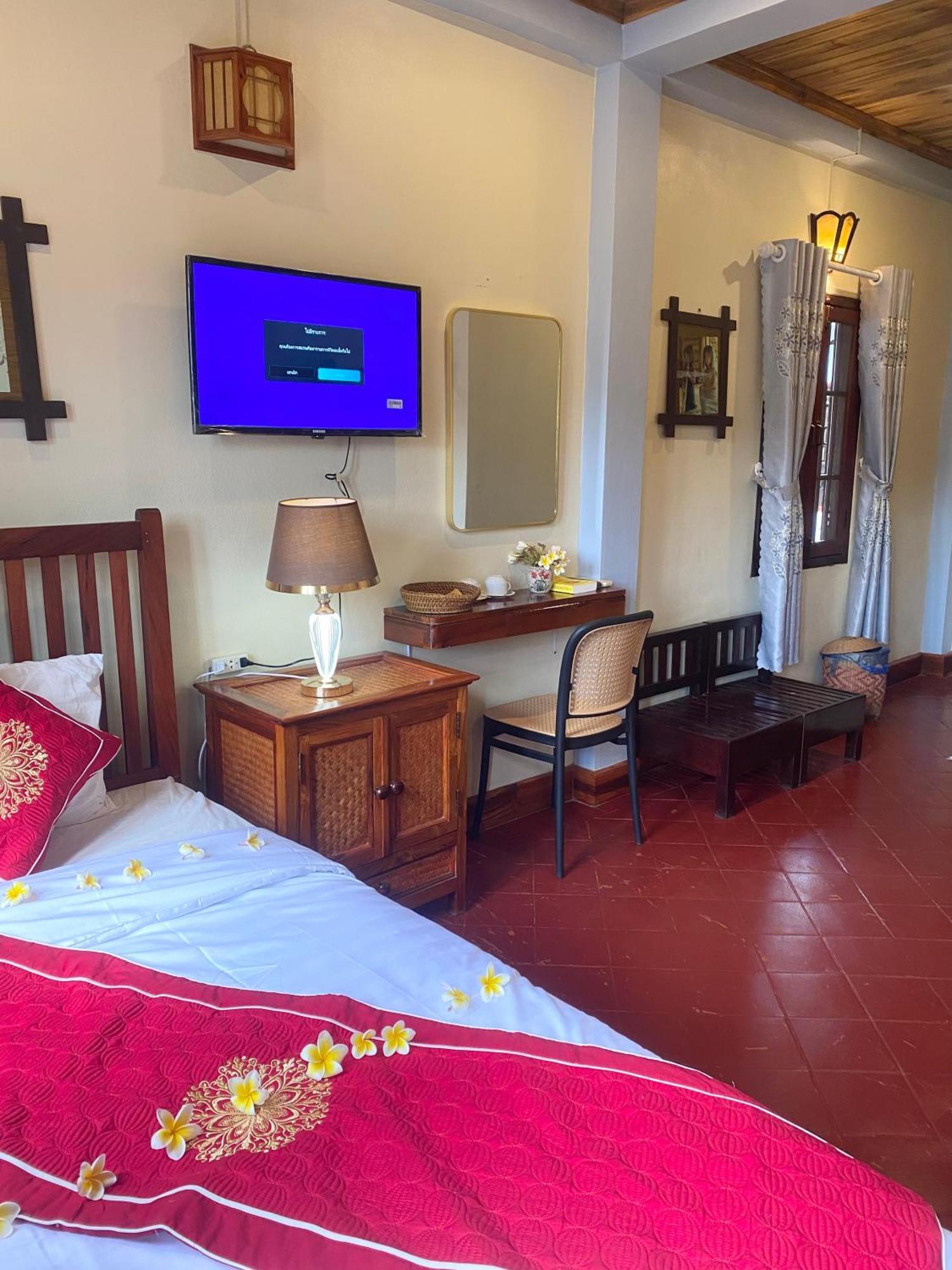 Golden Sun Boutique Hotel Luang Prabang Exteriör bild