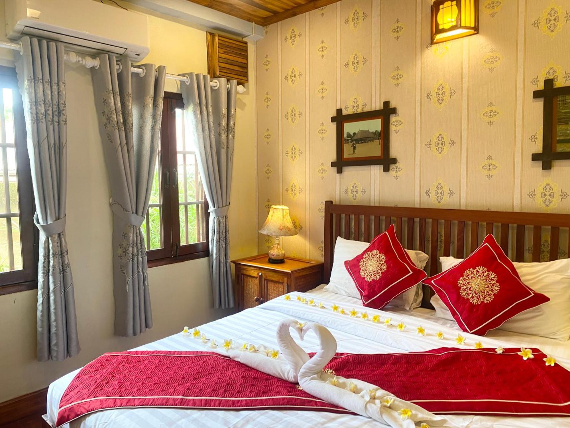 Golden Sun Boutique Hotel Luang Prabang Exteriör bild