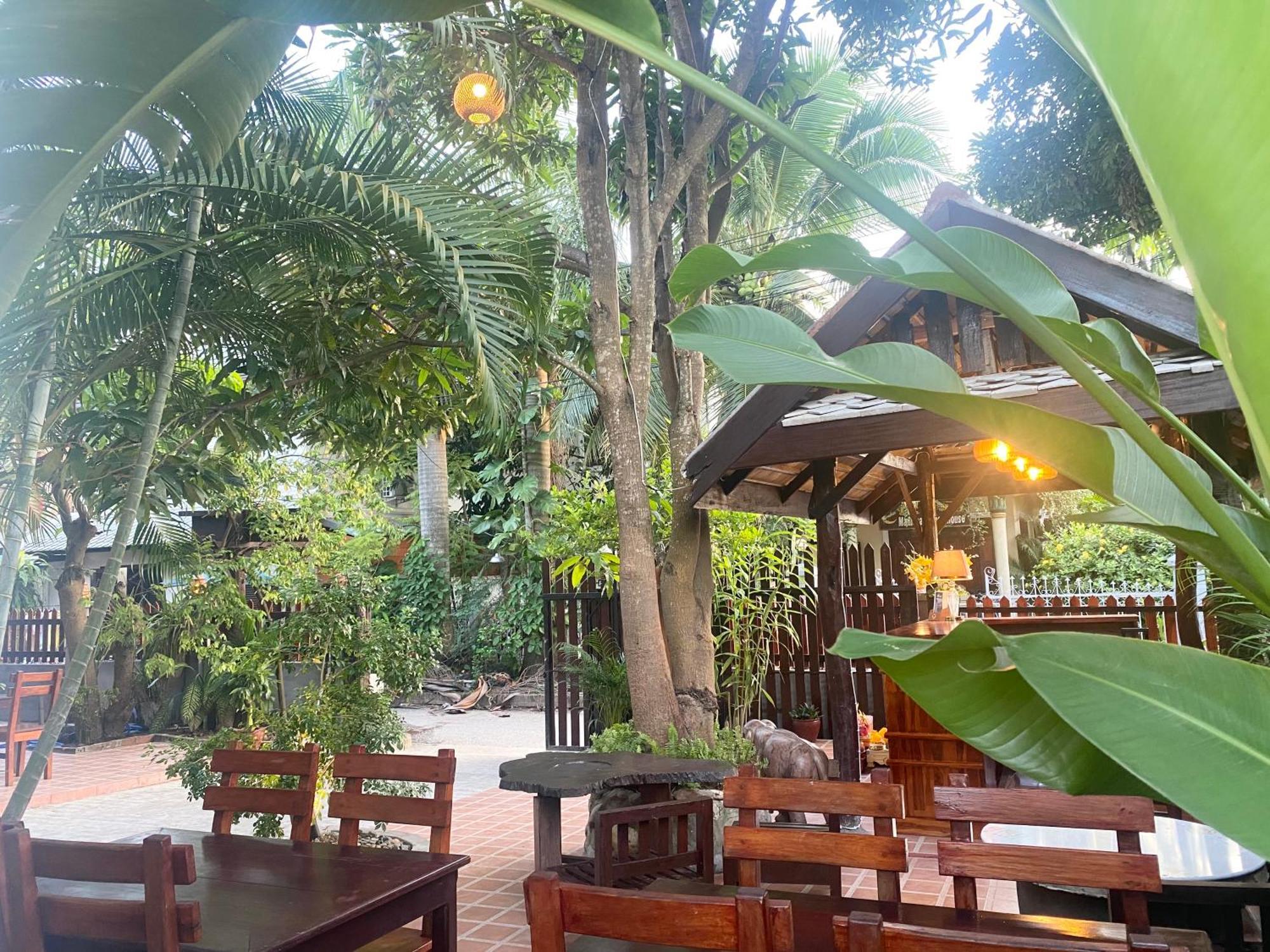 Golden Sun Boutique Hotel Luang Prabang Exteriör bild